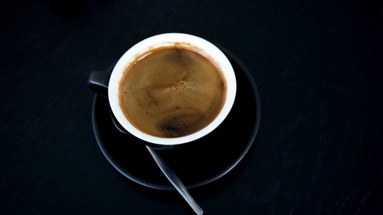 Long Black : une autre façon d’allonger son café